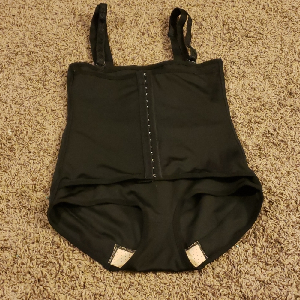 Body shaper corset style under bust slimming suit